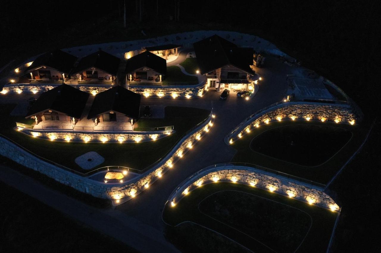 Blockhausen Luxus Chalets Oberschwarzenberg Exterior photo