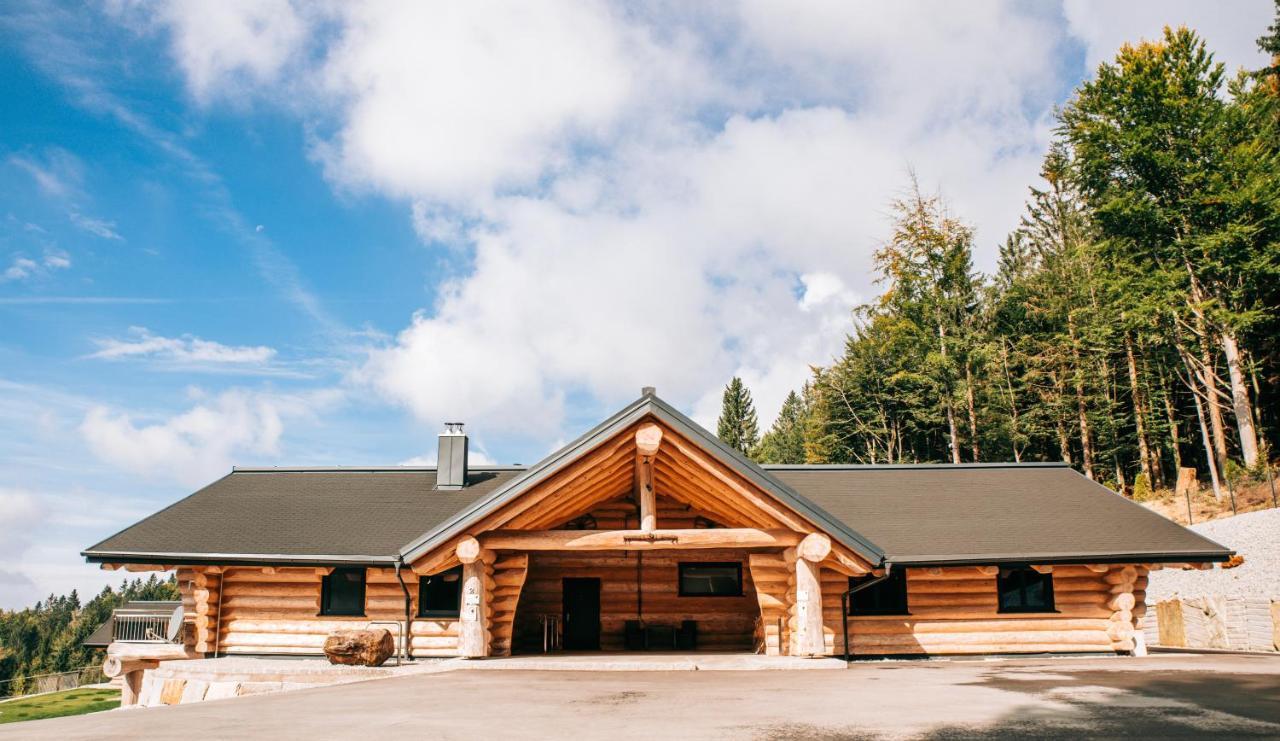Blockhausen Luxus Chalets Oberschwarzenberg Exterior photo
