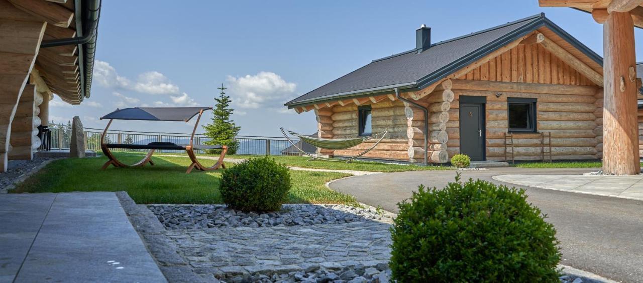 Blockhausen Luxus Chalets Oberschwarzenberg Exterior photo